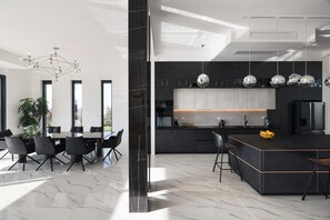 Dining - Villa Odeona ZadarVillas (Zadar)