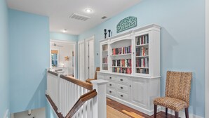 Unclassified image, 3 of 66, button - WaterColor "Best of Both" 5BR, Sleeps 12, Western Lake (Santa Rosa Beach)