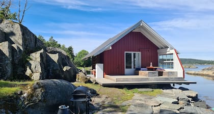 Idyllic seaside cottage