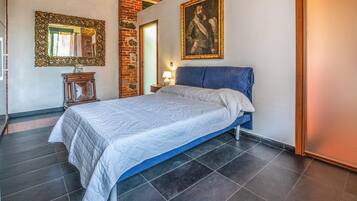 Apartment, 1 Schlafzimmer, Balkon, Gartenblick | Bügeleisen/Bügelbrett, kostenloses WLAN