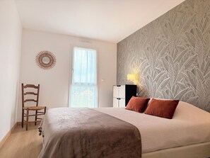 Reisekinderbett, kostenloses WLAN, Bettwäsche