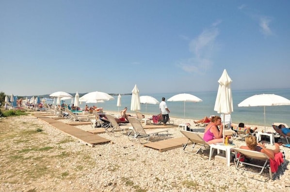 Beach - Elena Apartments (Corfu)