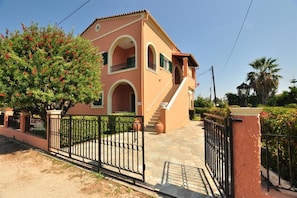 Exterior - Elena Apartments (Corfu)
