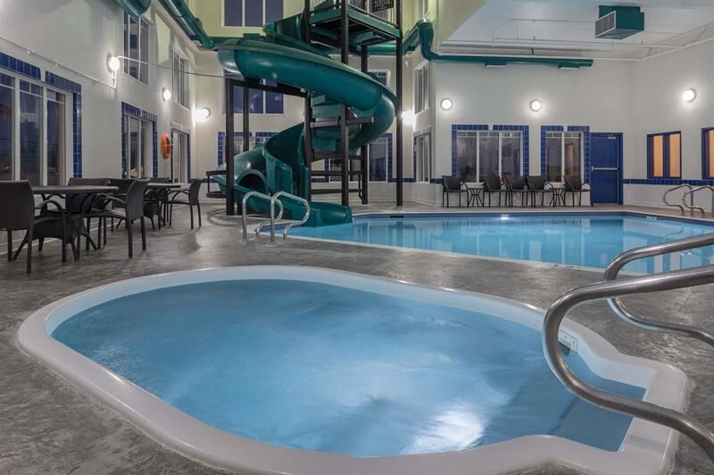 Indoor pool, outdoor pool