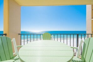 Outdoor dining - Phoenix I 1116 1 Bedroom Condo (Orange Beach)