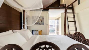Deluxe Double Room | Blackout curtains, iron/ironing board, free WiFi