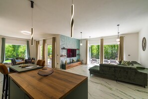 Interior - Villa Matilda – Private Pool, Complete Privacy and Peace in Nature (Laginji)