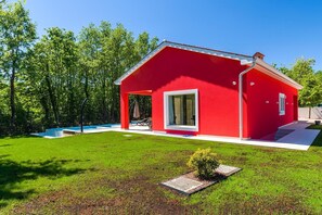 Exterior - Villa Matilda – Private Pool, Complete Privacy and Peace in Nature (Laginji)