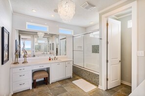 Casa, 4 habitaciones | Baño