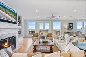 House, 4 Bedrooms | Living area - Dawn Treader 4 Bedroom Home (Port Bolivar)