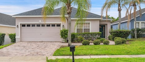 House, 4 Bedrooms | Exterior
