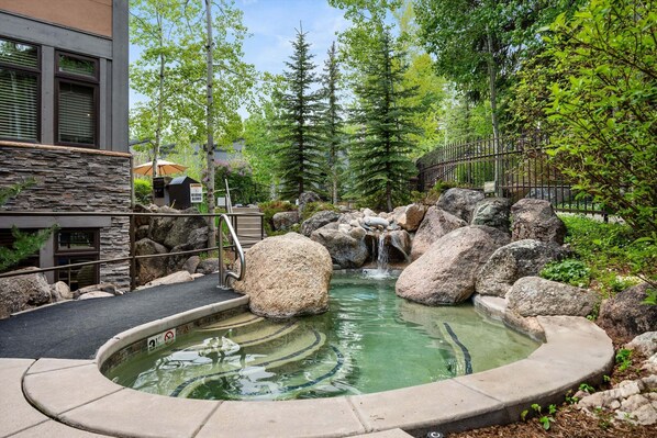 Condo, 2 Bedrooms | Spa | Hot tub