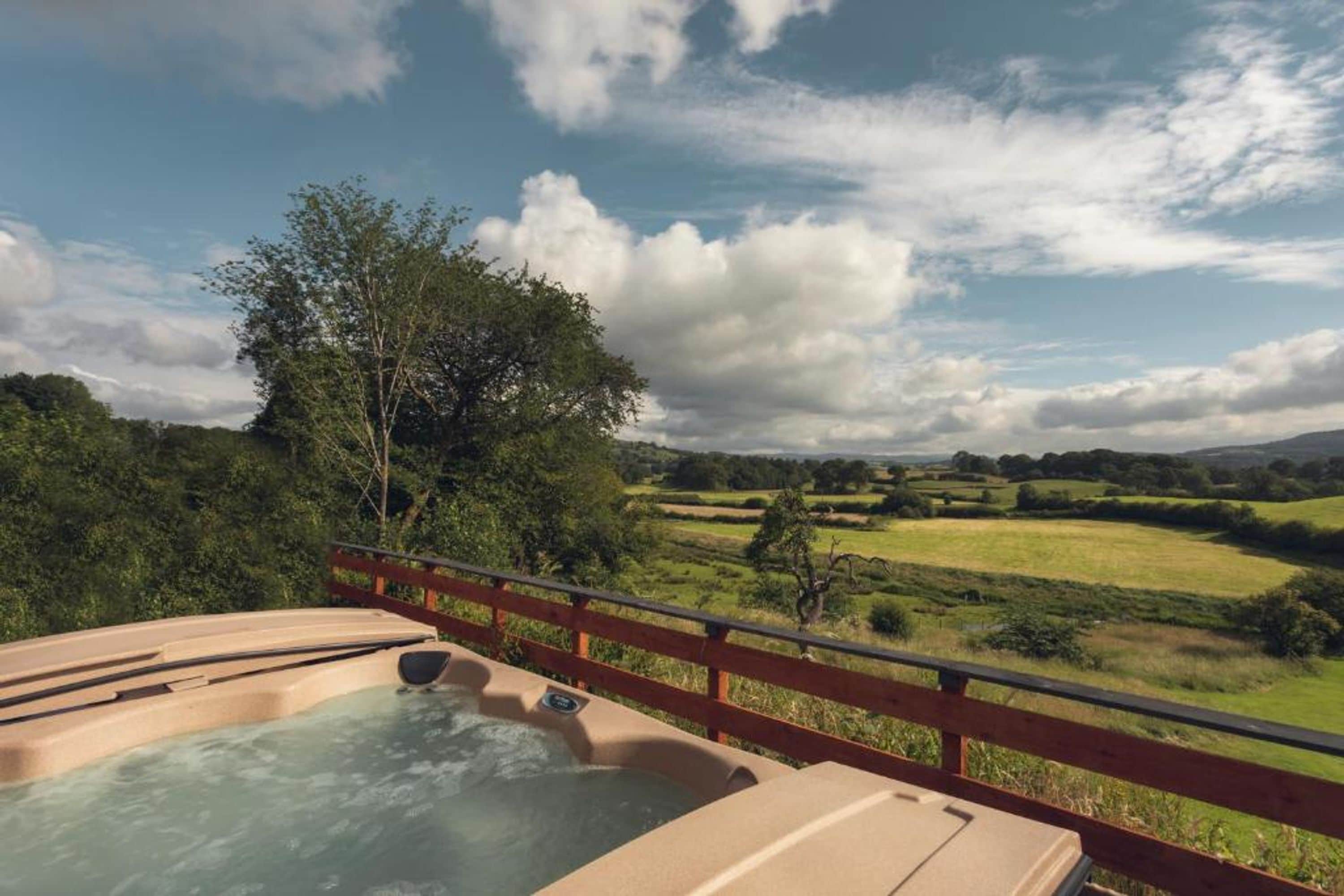 House | 6 bedrooms, Internet