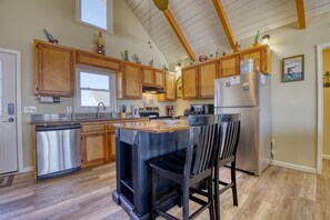 Microwave - Oceanfront Bliss on Topsail Island (Surf City)