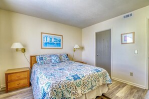 Free WiFi - Oceanfront Condo – Surf City, NC (Surf City)
