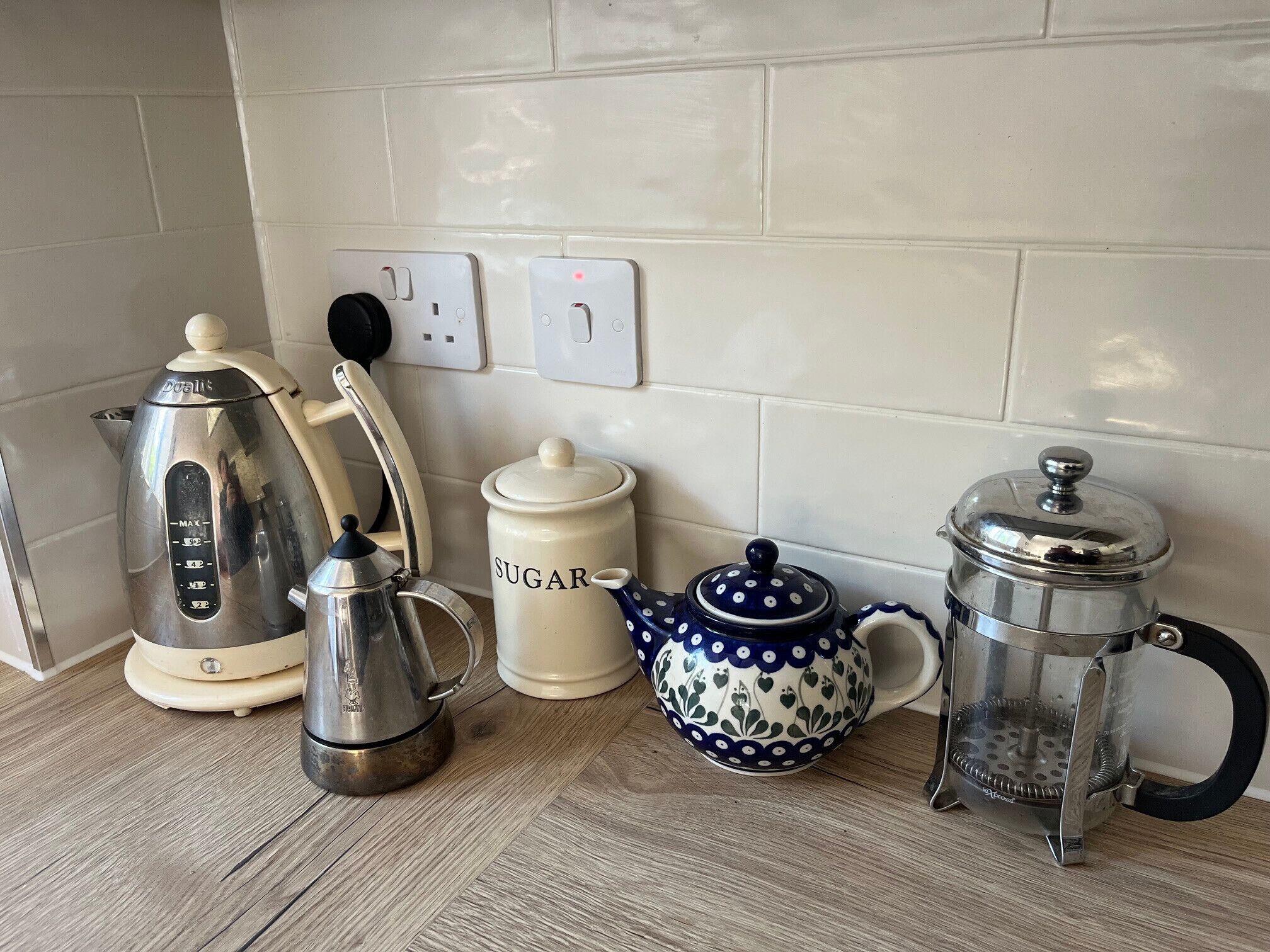 Kaffe og/eller kaffemaskin