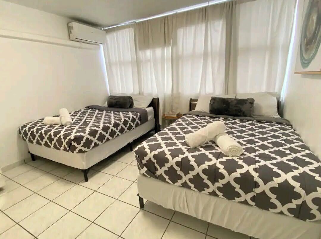 WiFi, bed sheets