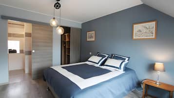 WiFi, bed sheets