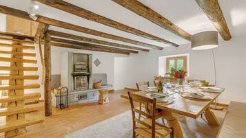 Standard Chalet, Multiple Bedrooms, Mountainside (Casa Eyrie Centovalli) | Dining