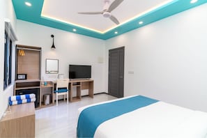 Appartement Supérieur, vue jardin | Minibar, coffres-forts dans les chambres, décoration personnalisée