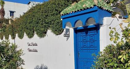Welcoming 5-bedroom bed & breakfast in charming Ksar Sghir Fahs Anjra