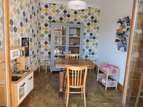  "Gîte La Cerise sur le Gâteau" Maison de campagne spacieuse avec jardin privé.