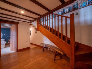 Interior - Charming Devon Barn for the family with parking (Blackawton)