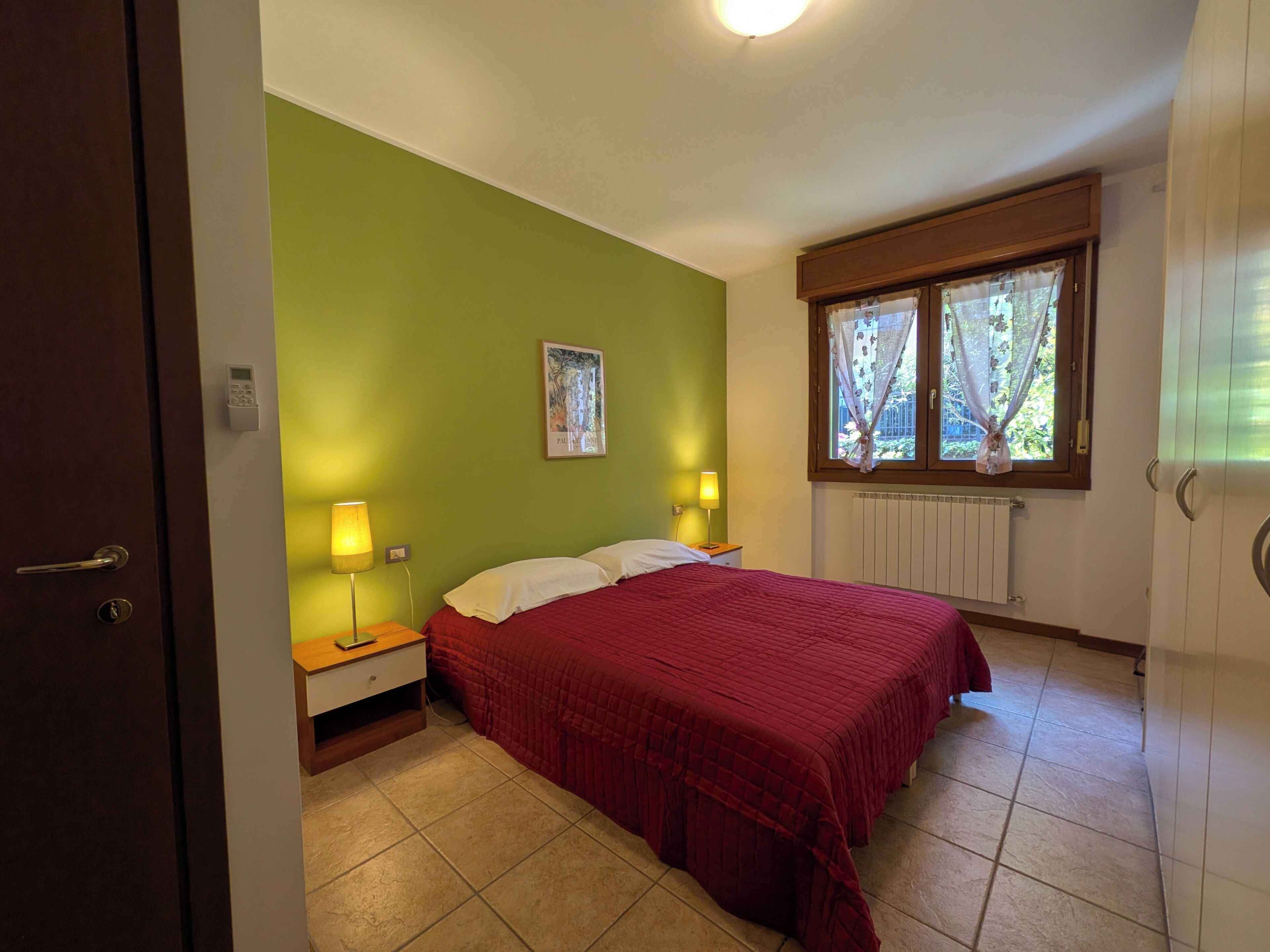 1 chambre, fer et planche à repasser, Wi-Fi, draps fournis