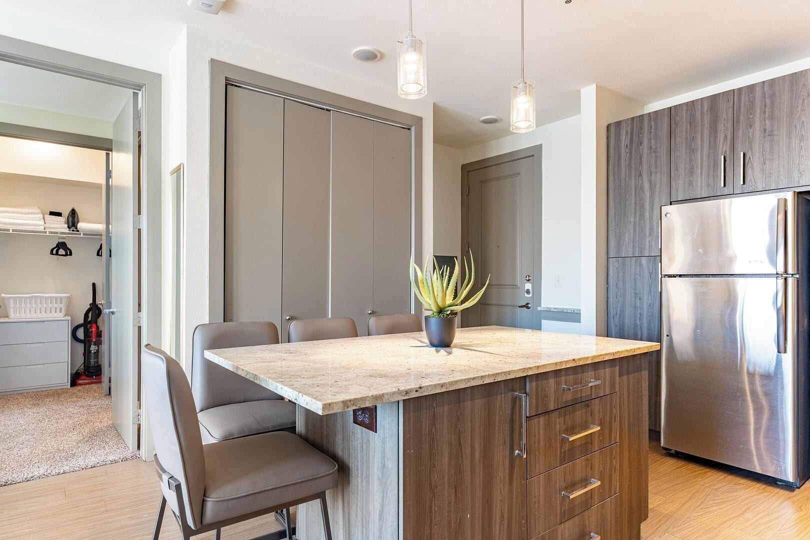 Apartment (2 Bedrooms) | Private kitchen | Fridge, coffee/tea maker