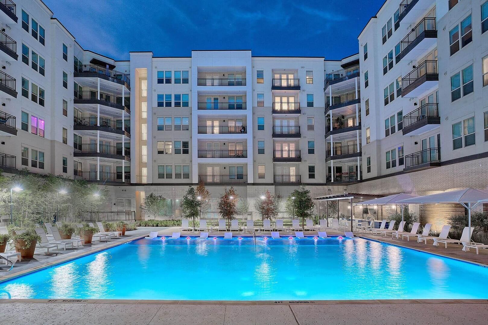 Seasonal outdoor pool