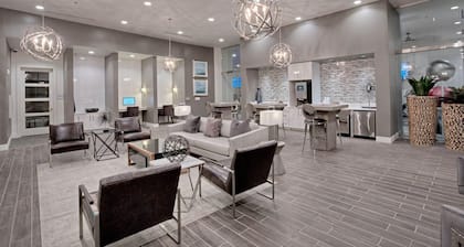 Landing Furnished Apartments near UT Arlington