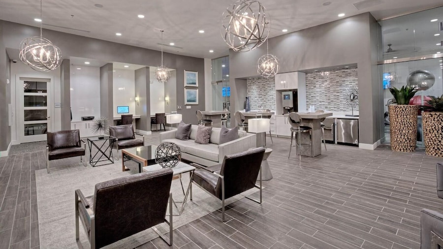 Landing Furnished Apartments near UT Arlington