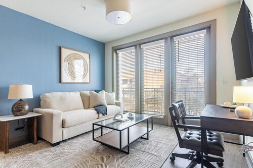 Landing Amazing 2bd, Clubhouse