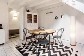 Dining - Holiday Home “Alex” with Shared Pool and Private Terrace (Moliets-et-Maa)