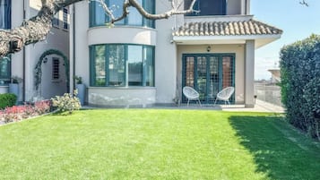 Villa, Garden View | Exterior