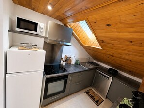 Private kitchen - LE FLOCON - Cosy apartment in the mountains (Briançon)