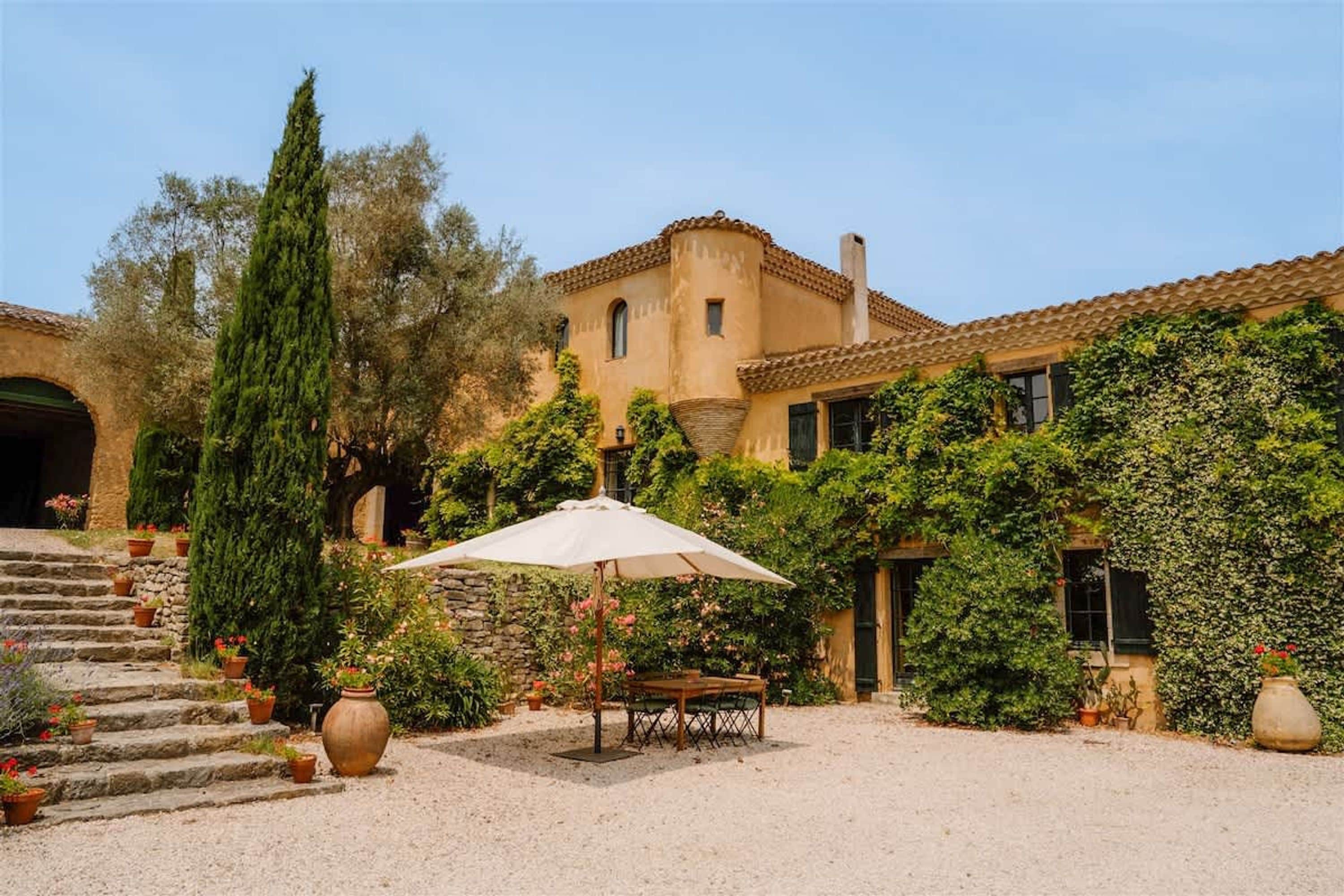 House | 11 bedrooms, Internet