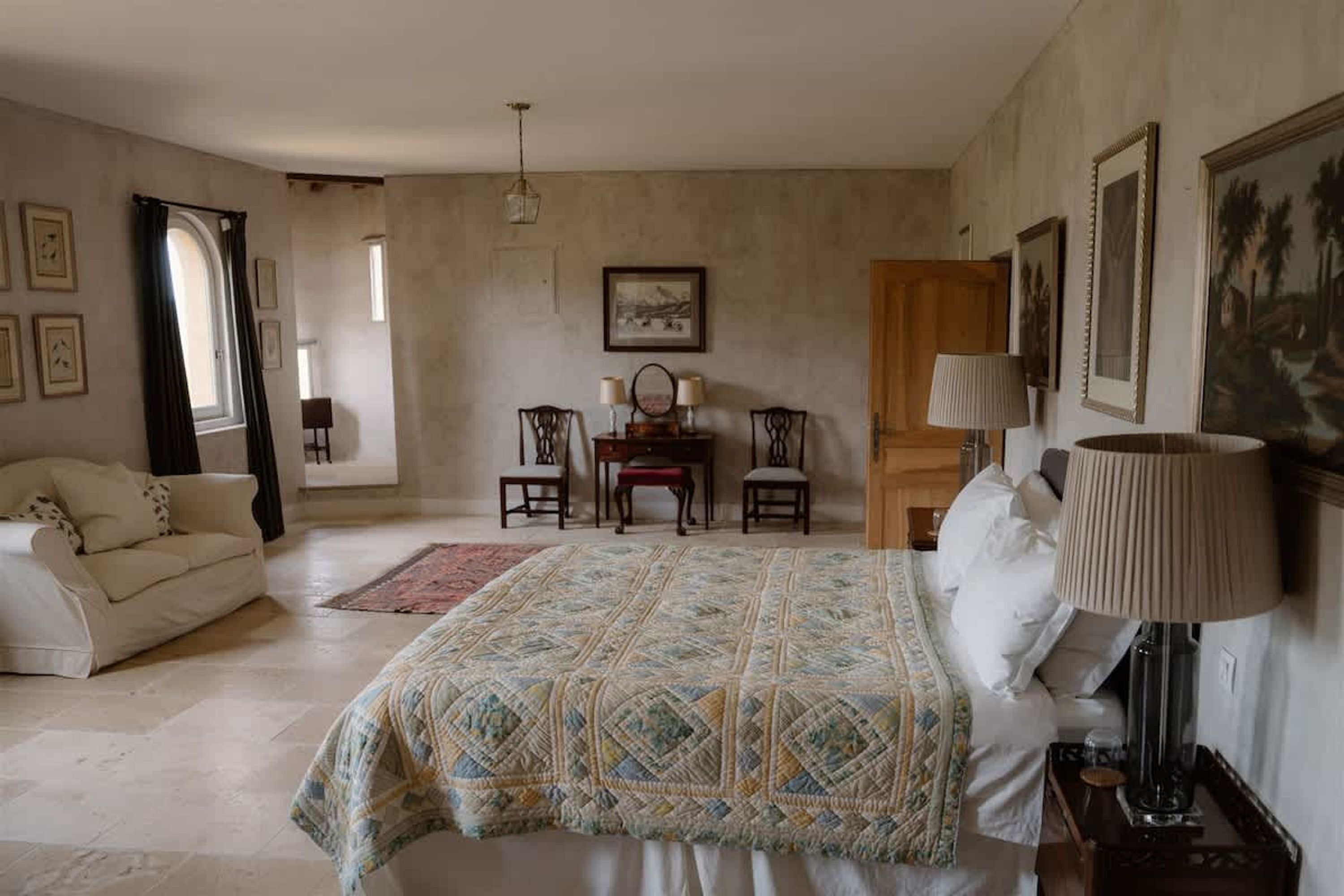 House | 11 bedrooms, Internet