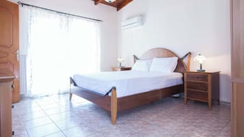 1 quarto, ferros/tábuas de passar roupa, Wi-Fi, roupa de cama