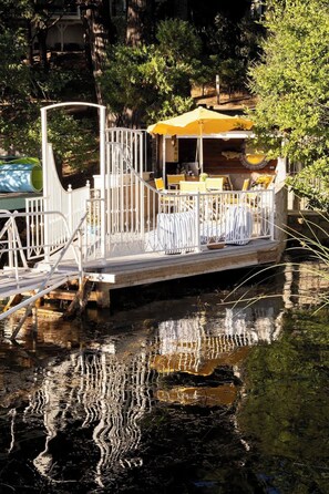 Property grounds - Sunshine Cottage & Dockhouse (Lake Arrowhead)