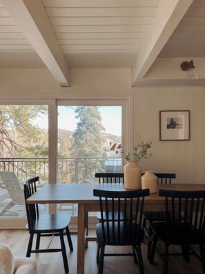 Dining - Palisades Lake House + private dock! (Lake Arrowhead)