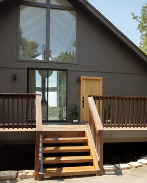 Exterior detail - Seven Peaks (w/ lake views, lake access!) (Lake Arrowhead)