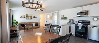 Peaceful Ozark Escape Near the Artesian Well, 2BR/2BA Retreat