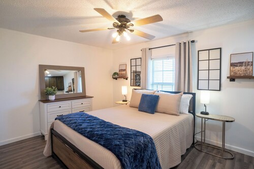 Peaceful Ozark Escape Near the Artesian Well, 2BR/2BA Retreat