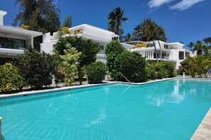 Pool - Louisa ApartHotel Las Terrenas (Las Terrenas)