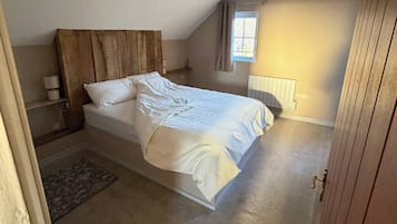 Apartment, 1 Bedroom, Smoking, Ocean View | 1 bedroom