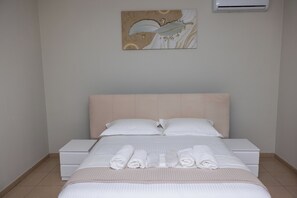 2 多间卧室、熨斗/熨衣板、WiFi、床单