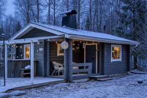 Terrace/patio - Lakeside Villa Norva Private Sauna by Lapland Host (Rovaniemi)