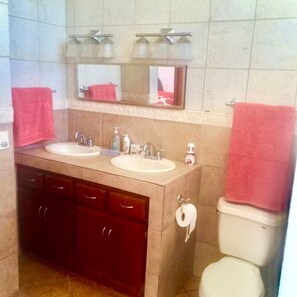 Bathroom - Casa sabalo 5 bedrooms 5 bathrooms (Mazatlán)
