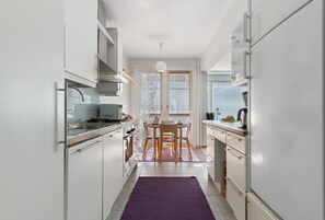 Private kitchen - Aurora City Apartment 3bdr By Lapland Host (Rovaniemi)